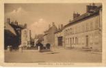 CPSM SANCOINS (Cher) - Rue De L'Hôtel De Ville - Sancoins