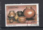 404   (OBL)   Y  &  T     (poteries)     "LESOTHO"  32/17 - Lesotho (1966-...)