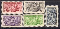 MONACO N° 371 / 75 XX Sceau Du Prince (I)  La Série  Les 5 Valeurs Sans Charnière, TB - Unused Stamps
