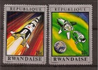 Rwanda      Y/T    384 + 385       (X) - Oblitérés