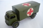 DINKY - TOYS : MILITARY AMBULANCE   N°626 - Dinky