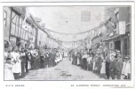 U.K. - ENGLAND - WARWICKSHIRE - ALCESTER - CORONATION DAY - CROWDS LINE THE STREET - Other & Unclassified