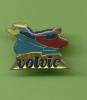 Badge Publicitaire Advertising Pins VOLVIC Sports Surf - Wasserski