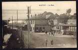 CPA  ANCIENNE- FRANCE- AUFFAY (76)- LA GARE COTÉ EXTERIEUR- TRES BELLE ANIMATION- FOURGONNETTE ANCIENNE- - Auffay