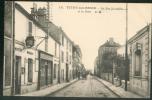 La Rue Saint-Aubin Et La Poste - Vitry Sur Seine