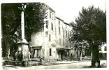 Lorgues. Place Clémenceau. - Lorgues