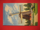 Michigan > Holland --- Windmill In Windmill Park  ---Linen     ---  --  == Ref 287 - Other & Unclassified