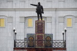 [Y55- 09   ]   Vladimir Ilyich Lenin Monument  ,  China Postal Stationery -Articles Postaux -- Postsache F - Lenin