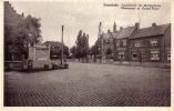 ZONNEBEKE STANDBEELD EN MARKT PLAATS ** MONUMENT  ET GRAND PLACE - Zonnebeke