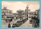 RAGUSA VITTORIA PIAZZA DEL POPOLO - MOLTO ANIMATA - CARTOLINA FORMATO GRANDE VIAGGIATA NEL 1962 - Vittoria