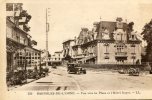 CPA 61 BAGNOLES DE L ORNE VUE VERS LA PLACE ET L HOTEL GAYOT - Bagnoles De L'Orne