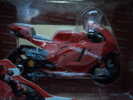 DUCATI CORSE : CASEY STONER N° 27 DUCATI DESMOSEDICI  ANNEE 2009  LIRE !!! - Motorcycles