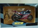 YAMAHA  MARCO MELANDRI GP PORTUGAL 2004 1/12  LIRE !! - Motorfietsen