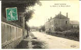 SAINT AMAND DE VENDOME - La Mairie Et Vla Maison D'Ecole - Saint Amand Longpre