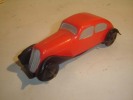 JOUET ANCIEN / AUTO EN CELLULOIDE / CITROEN COUPE 15 CM  1930/50 ROUGE - Collectors & Unusuals - All Brands