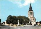 CERSAY       LA PLACE DE L EGLISE - Cerizay