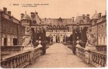 Beloeil: Le Château. Façade Principale Et Cour D'honneur - Beloeil