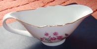 Russia Porcelain Sauce Boat Gravy-boat With Gold Trim By DULEV Dulevo Porcelain Factory - Other & Unclassified