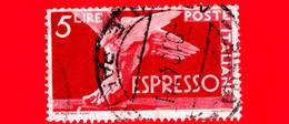 ITALIA - Usato - 1945 - Democratica, ESPRESSO  - 5 L. • Piede Alato • Rosso - Posta Espressa/pneumatica