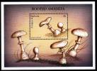 ANTIGUA: Champignons  (yvert: BF 372) Neuf Sans Charniere ** MNH - Mushrooms