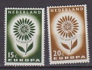 Q9545 - NEDERLAND PAYS BAS Yv N°801/02 ** EUROPA - Unused Stamps