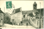 VETHEUIL - Le Grand Escalier Et L'Eglise - Vetheuil