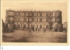 N°463 - Grignan - Animée - Façade Principale Du Château Reconstitué - Grignan