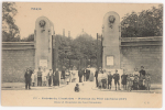 CPA PARIS 20 - ENTREE DU CIMETIERE AVENUE DU PERE LACHAISE - District 20