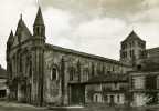 Saint Jouin De Marnes Eglise Abbatiale Perspective Sur La Façade Et Le Clocher Roman MH Editions Flor Marceau Carriere 3 - Saint Jouin De Marnes