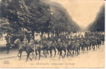 Cpa : BRUXELLES Avenue Louise ( Tram) Armée Belge Les Guides - Avenues, Boulevards