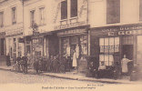 PONT DE L ARCHE PLACE HYACINTHE LANGLOIS CAFE DU COMMERCE E GOHIER PETIT JOURNAL A ENOT MAGASIN VELO ET PATISSERIE Enot - Pont-de-l'Arche