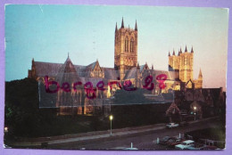 LINCOLN CATHEDRAL BY FLOODLIGHT - Autres & Non Classés