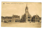 Poperinge - Oostzijde Der Groote Markt (Stadhuis En Post) - Poperinge