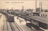 JUVISY. 91.   La Plus Grande Gare Du Monde.  TRAINS.  Carte Animée.   Etat Superbe. - Juvisy-sur-Orge