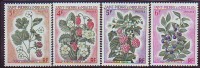 ST. PIERRE & MIQUELON - PLANTS - FRUITS  - **MNH - 1970 - Nuevos