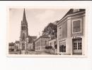 CPSM MONTFORT LE GESNOIS , Montfort-le-rotrou , Place De L'église (motoconfort ) - Montfort Le Gesnois