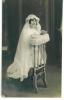 CPhoto  Jene Fille A Sa Communion  Vers 1930 - Communion