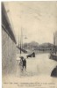 Vitry - Sur - Seine --  Inondations 1910 -- La Rue De La Gare Submergée, Sauvetage D'un Cheval Qui Se Noyait - Vitry Sur Seine
