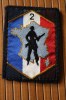 MILITARIA ECUSSON MILITAIRE BRODE EN TISSU ARMEE DE TERRE FRANCE  >> 2 EME REGIMENT  --  CIE - Blazoenen (textiel)