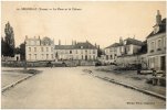 Seignelay (Yonne) La Place Et Le Château - Seignelay