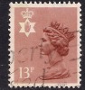 NORTHERN IRELAND GB 1984 13p PALE CHESTNUT USED MACHIN STAMP SG N137.(J444 ) - Irlanda Del Norte