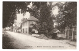 CPA-  80 - Oisemont - Entrée D'Oisemont - Route D'Amiens - PEU COMMUNE - Oisemont