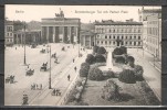 Berlin - Brandenburger Tor Mit Pariser Platz - Porte De Brandebourg