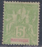 Martinique N° 44  X  Type Groupe : 5 C. Vert-jaune Trace De Charnière Sinon TB - Nuevos