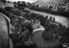 CARTE POSTALE MODERNE. SOMME.POIX-DE-PICARDIE.LA CHAPELLE. LE CHATEAU. VUE AERIENNE. 1960. - Poix-de-Picardie