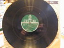 78tours. Yves Montand.Le Musicien/Toi Tu N'ressembles A Personne - 78 Rpm - Gramophone Records