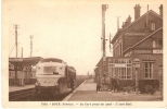 Roye ( Somme ) La Gare Prise Du Quai --- L'Auto-rail - Roye