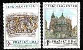 CS 1981 Mi 2639-40 ** Yt 2482-2463, Prague Castle - Neufs