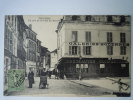 THIVIERS  (Dordogne)  :  Un Coin De La Place Du  Marché  -  Carte Animée - Thiviers