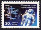 USSR Russia 1990 Cosmonaut's Day MIR Station Space Flight Satellite Soviet Spaceman Stamp MNH Michel 6073 - Colecciones